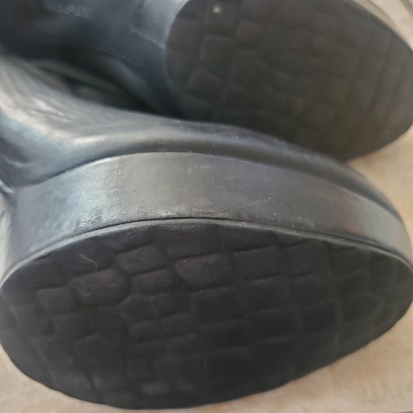 Gorgeous tall leather boots - Picture 4 of 5